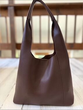 Classic Brown Leather Shoulder Tote Bag